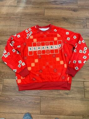 Red Scrabble Graphic Crewneck Sweater / men’s xl